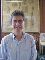 Professor Roberto Malinow
