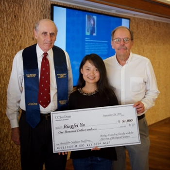 Bingfei Yu Wins 2017 Biology Founding Faculty Award